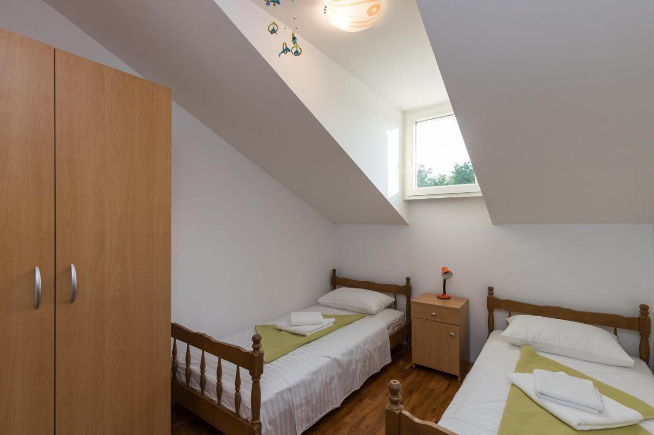 Apartment Zora Čilipi Eksteriør bilde